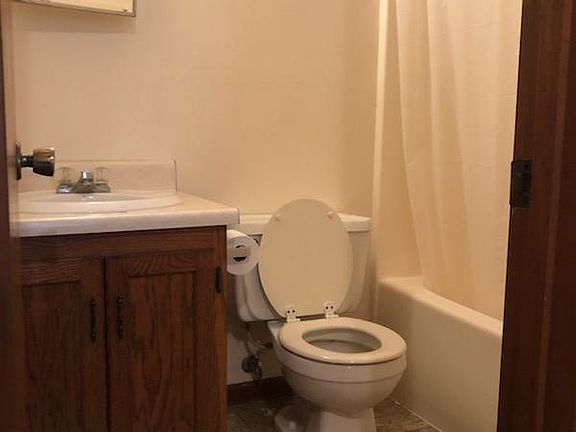5th image of 309 Hart St APT C