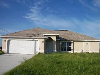 1st image of 4216 NE 22nd Pl