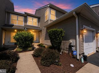 165 Lewisville Ct, Phoenixville, PA 19460