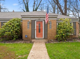 2816 Seamers St, Kalamazoo, MI 49048