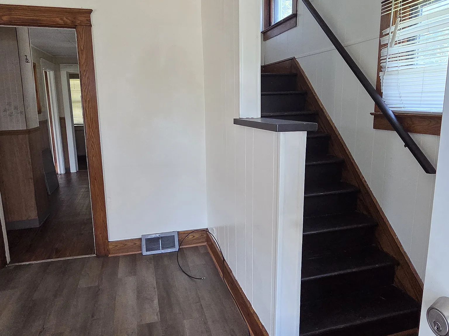 3 bed, 1092 sqft, $1,650 — Photo 3