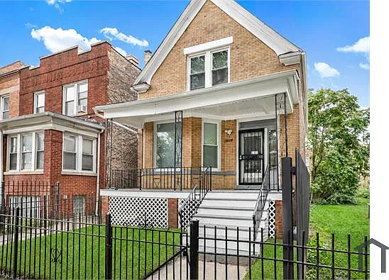 6 bed, 2600 sqft, $3,300 — Photo 2
