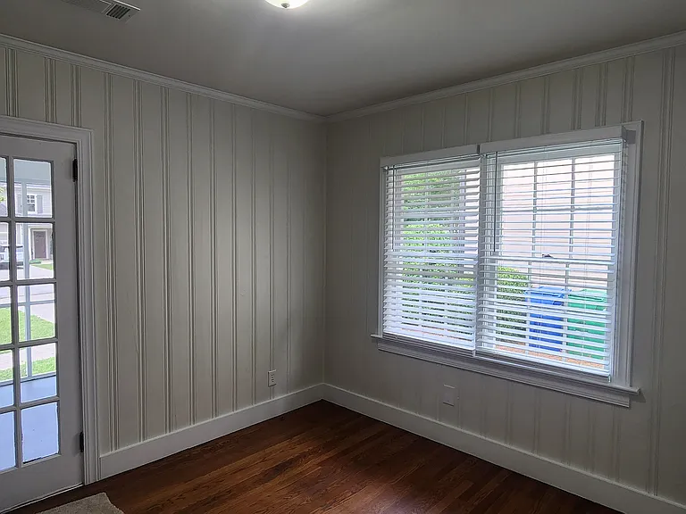 1447 Grant Dr — Photo 9