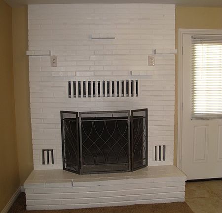 4th image of 1026 Sweeney Ave