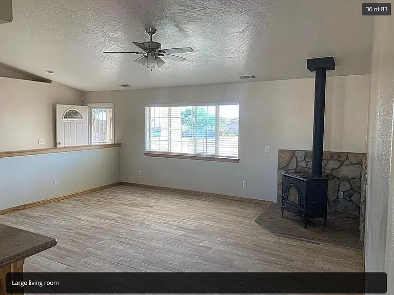 9822 Hawthorne Ave — Photo 37