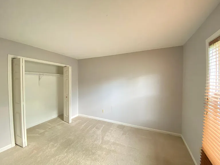 8027 Rocky Glen Pl — Photo 17