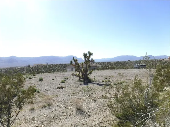 1486 Crescent Dr, Meadview, AZ 86444