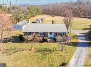 43849 Spinks Ferry Rd, Leesburg, VA 20176