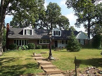 2nd image of 7329 Raleigh Dr