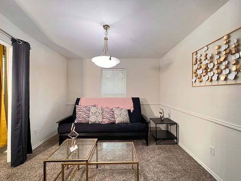 1605 Idyllwild Ct — Photo 16