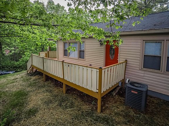 5327 Westhall Ave-04