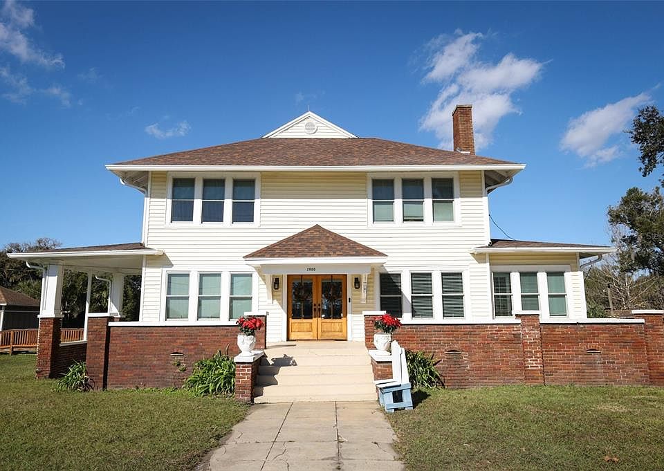 1st image of 2800 Celery Ave