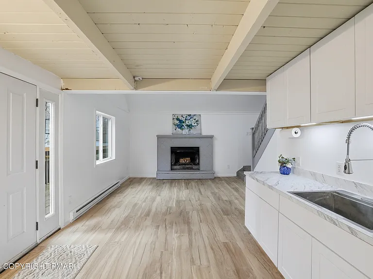 838 Country Place Dr — Photo 13