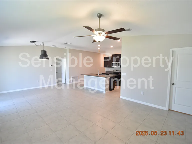 13021 Meadow Pond Pl — Photo 9
