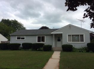 2143 34th St, Two Rivers, WI 54241