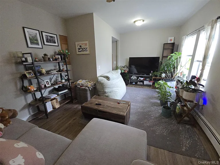 174 Clinton St — Photo 4