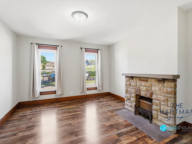 142 S Van Lear St — Photo 7