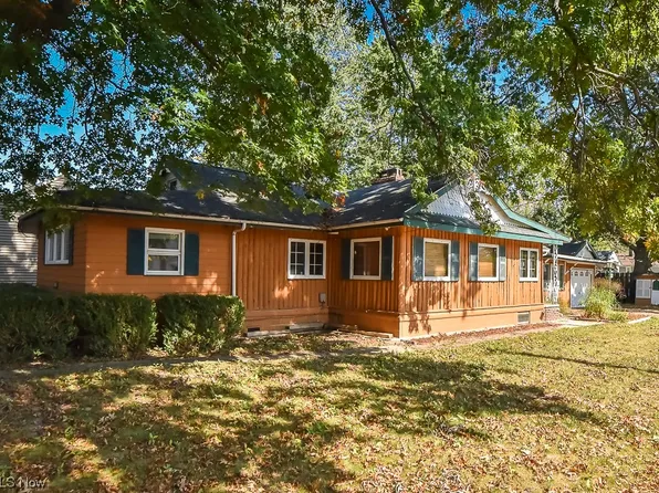 33850 Willowick Dr, Eastlake, OH 44095