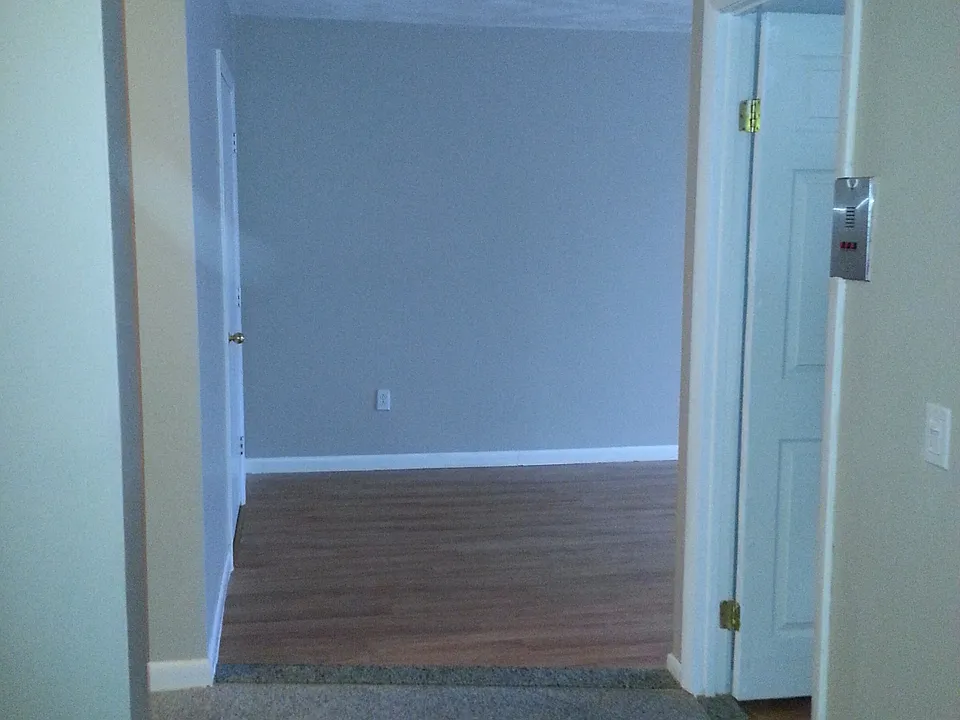 9 Weld St #10