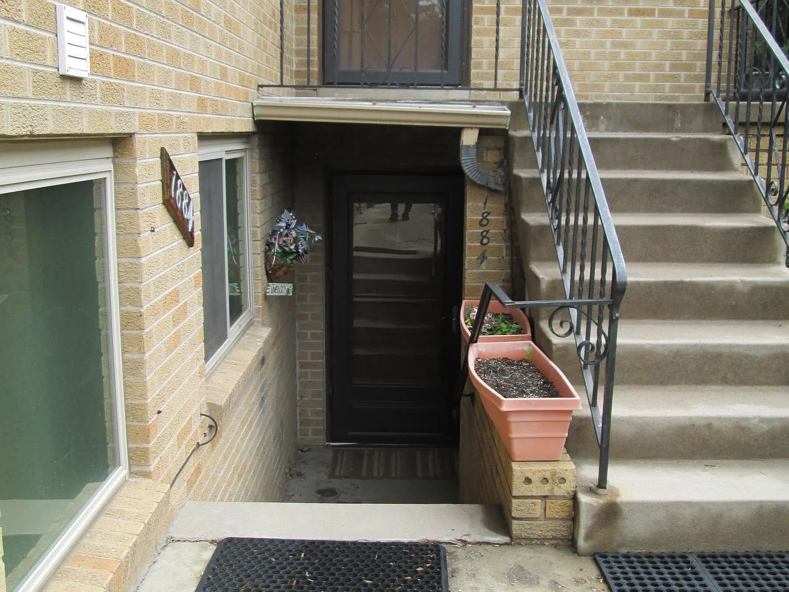 2 bed, 800 sqft, $1,595 — Photo 2