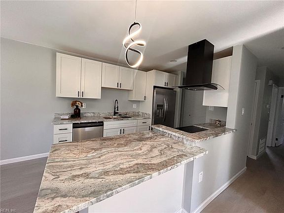 3rd image of 3176 Ashaway Rd