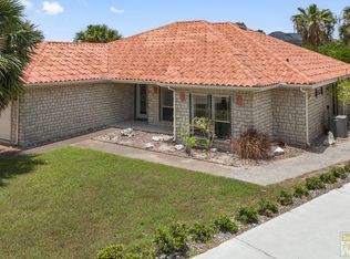 60 Laguna Madre Dr, Laguna Vista, TX 78578