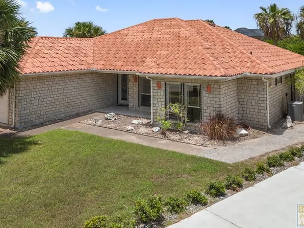 60 Laguna Madre Dr, Laguna Vista, TX 78578