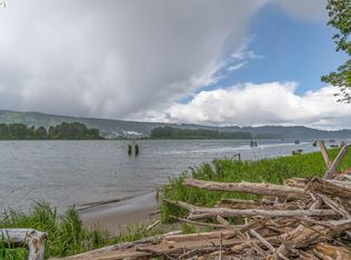149 E Sunny Sands Rd, Cathlamet, WA 98612
