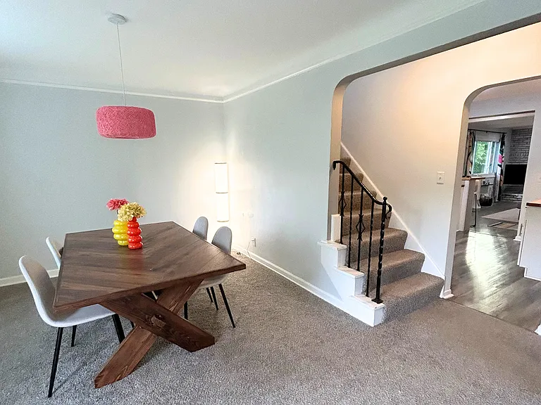 5934 Deering Ave — Photo 13
