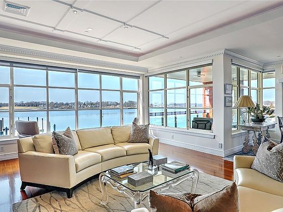 2nd image of 345 Thames St Unit 210N
