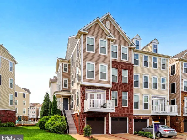 42203 Shorecrest Ter, Aldie, VA 20105