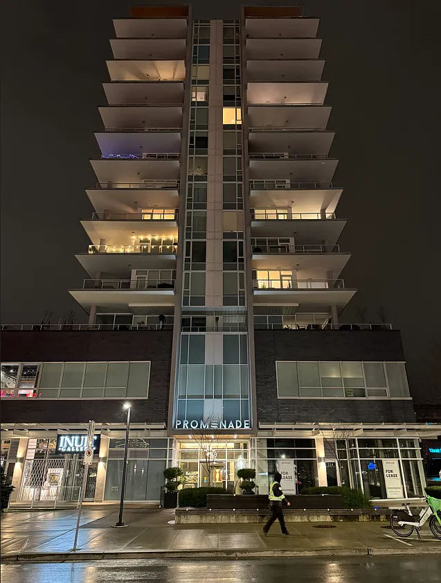 Carrie Cates Ct, North Vancouver — Photo 3