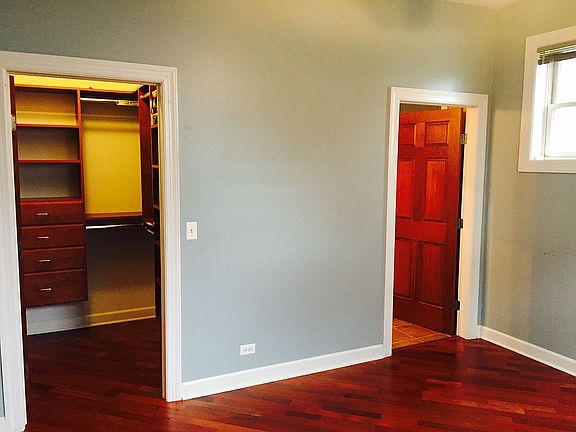 4th image of 5478 W Higgins Ave APT G