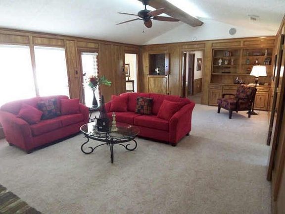 2nd image of 2410 Aspen St