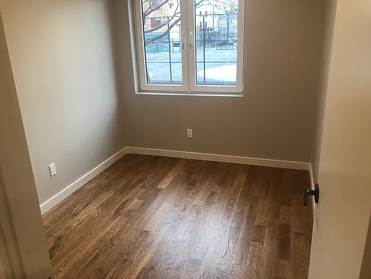 Rented by Brooklyn Group | media 4