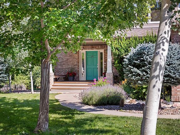 2nd image of 3966 Montclair Ln