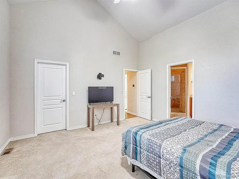 11972 E Lake Cir — Photo 12