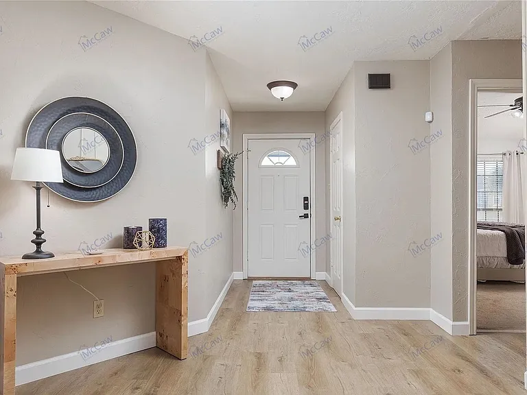1029 Field Trail Dr — Photo 5