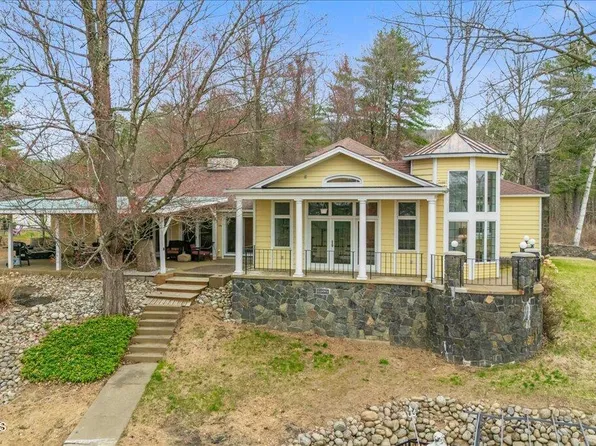 374 State Route 149, Lake George, NY 12845