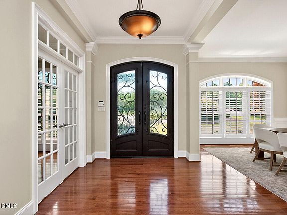 4th image of 8409 Passage Marseille Ct