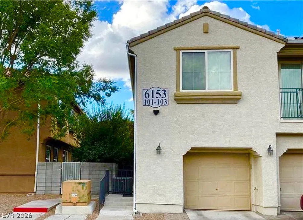 2 bed, 2.0 bath, 1205 sqft, $1,650 — Photo 1