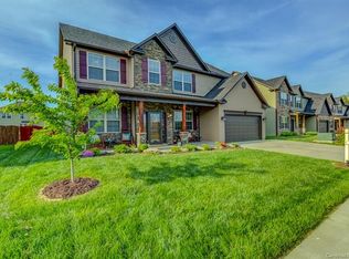 209 Alligator Dr, Fletcher, NC 28732