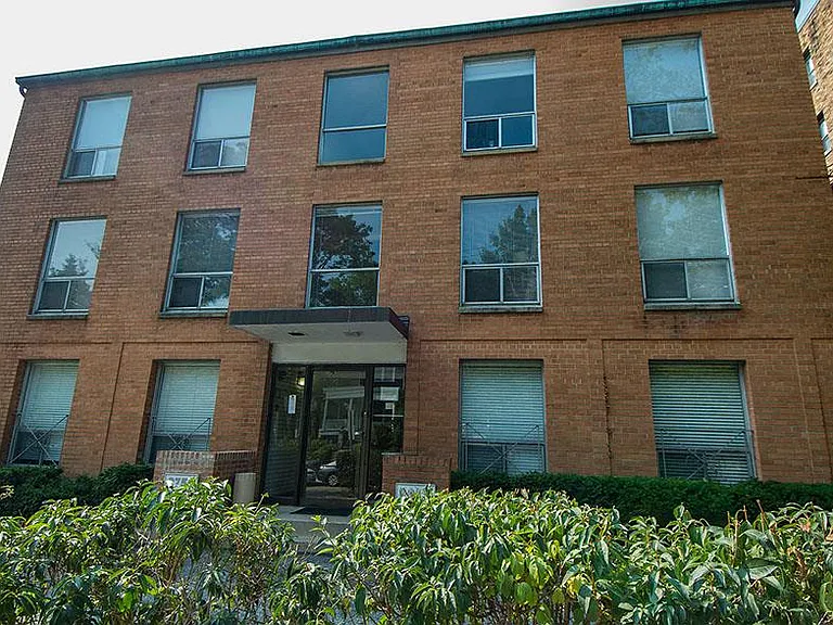 Dore Apartments — Photo 18