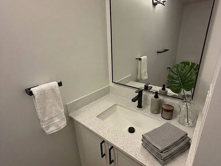 3030 Driftwood Dr E #42 — Photo 6
