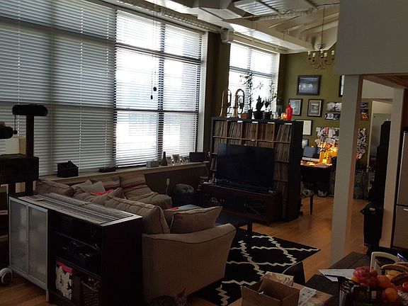 3rd image of 300 Communipaw Ave APT 155