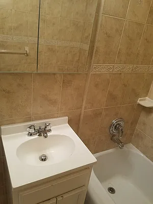 Rented by D S J Realty LLC | media 35