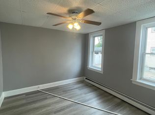 134 E Jersey St #A, Elizabethport, NJ 07206