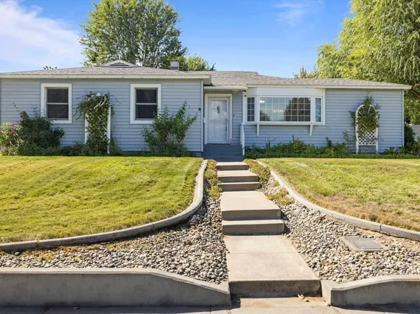 1605 Jadwin Ave, Richland, WA 99354