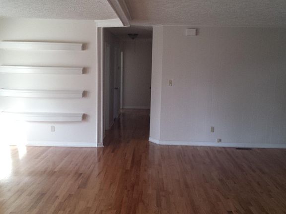 5th image of 1187 Belvedere Dr