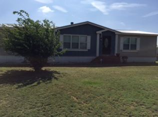 400 NE 3rd St, Seminole, TX 79360